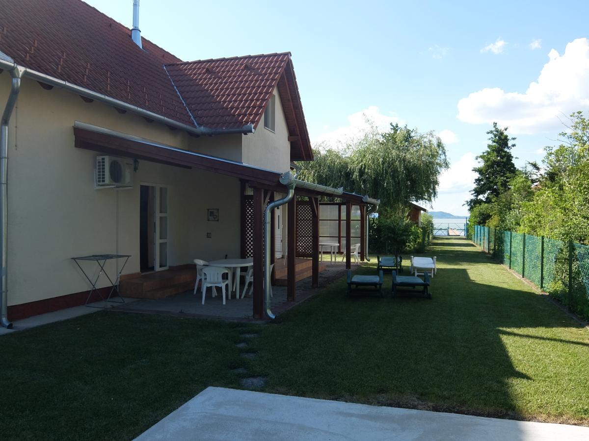 balaton-vizpart.hu   M nyaraló